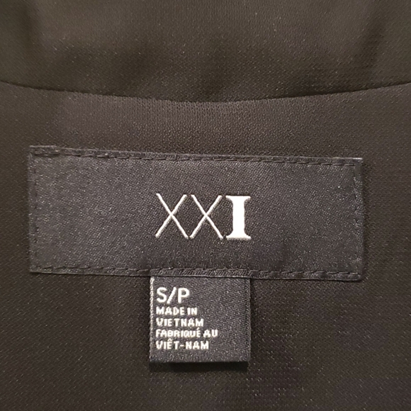 Blazor Jacket - Picture 2 of 6